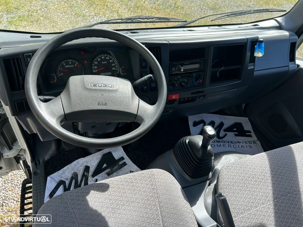Isuzu NRL 35/25 - 11