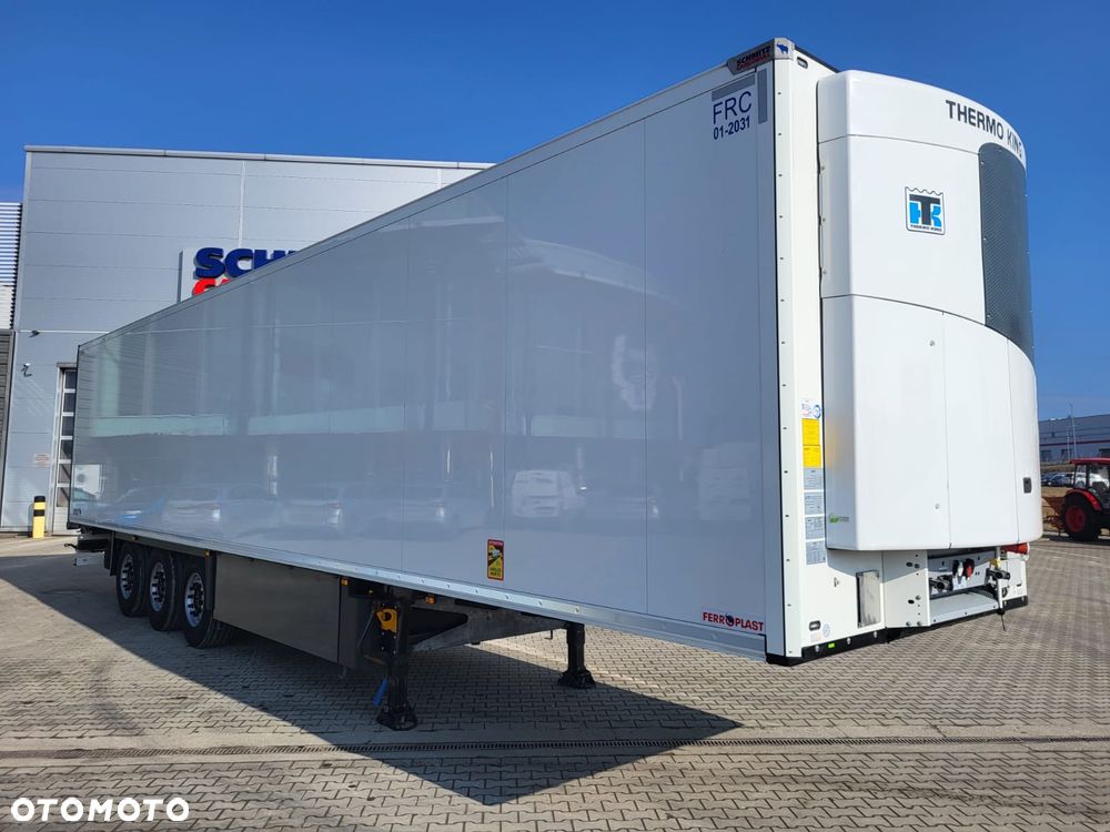 Schmitz Cargobull ThermoKing SLXi300; DOST; Uchwyty promowe, Paleciara