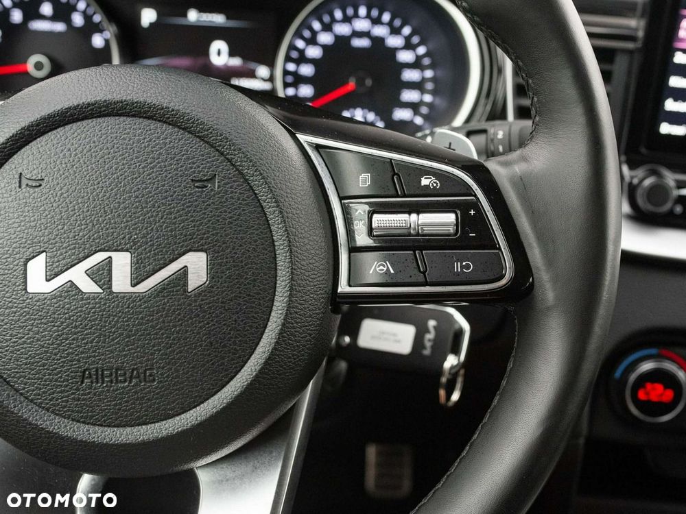Kia Ceed 1.5 T-GDI Business Line DCT - 15