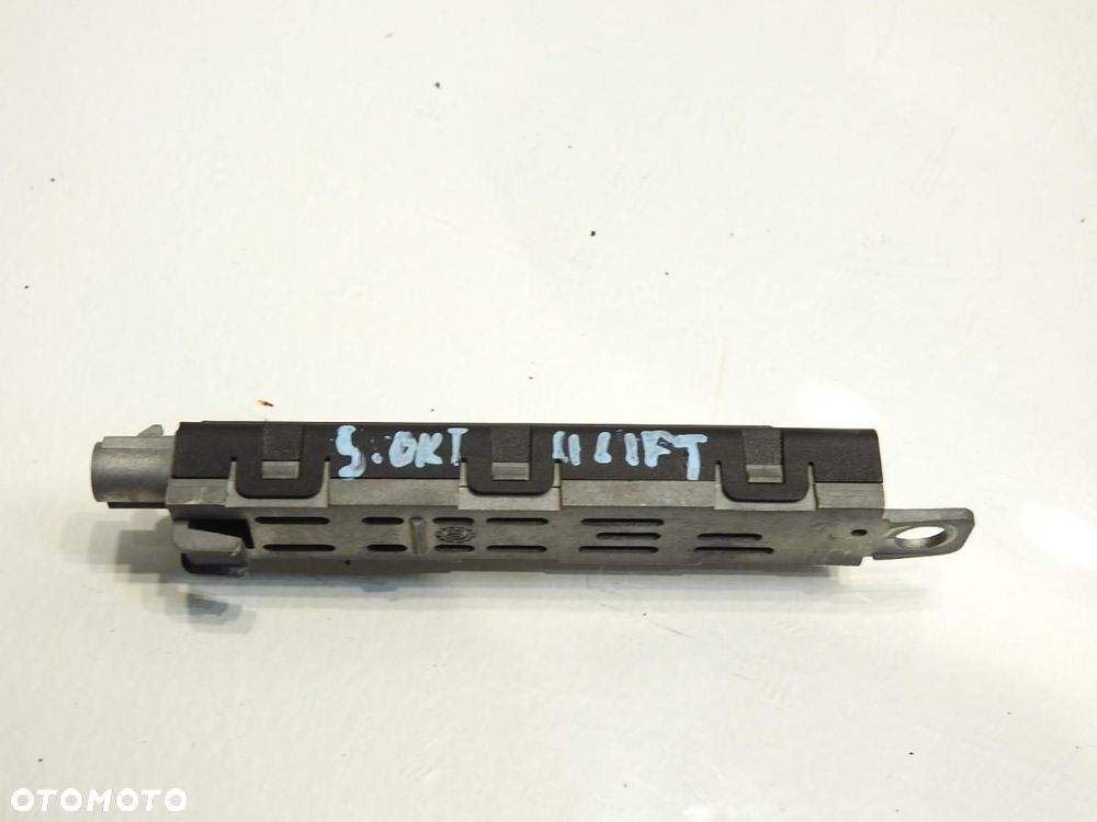 WZMACNIACZ ANTENY SKODA OCTAVIA II LIFT 5L6035577 - 2