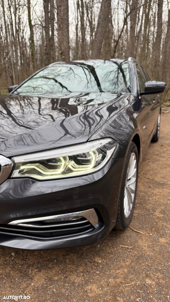 BMW Seria 5 525d Aut. Luxury Line - 1