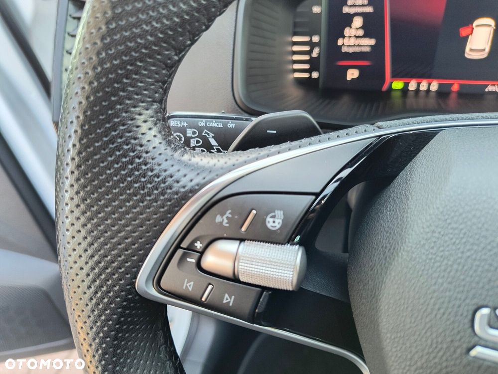 Skoda Karoq 1.5 TSI ACT Sportline DSG - 21