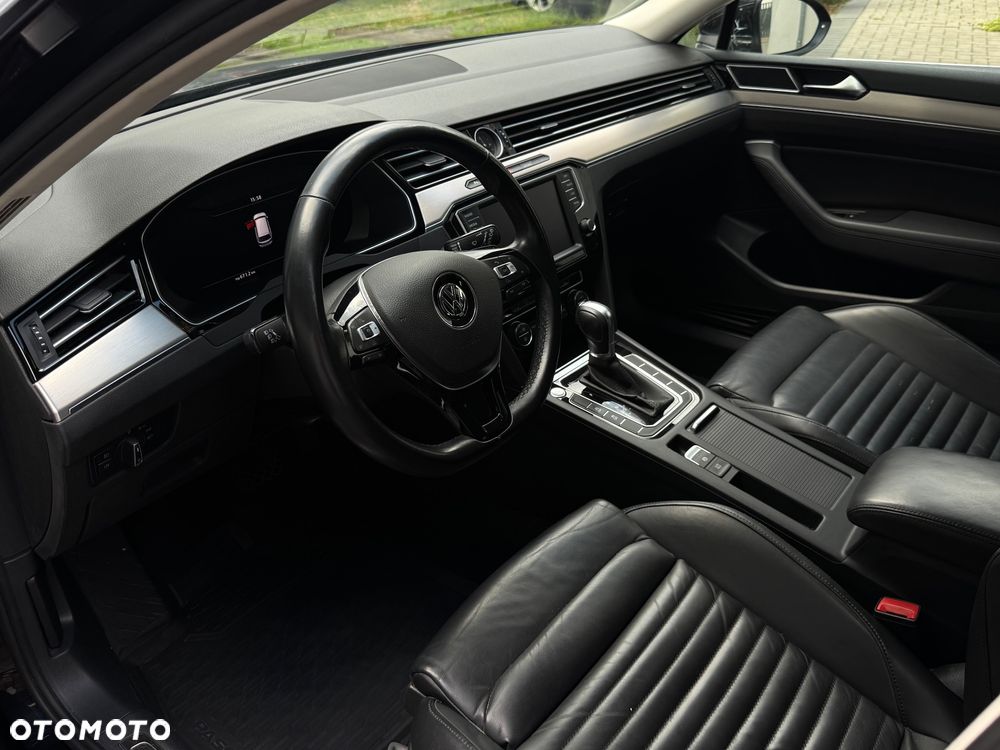 Volkswagen Passat 2.0 TDI SCR (BlueMotion Technology) DSG Highline - 14