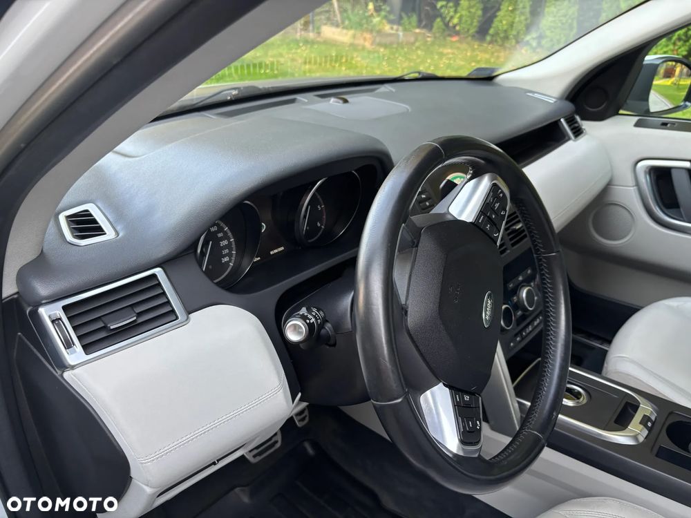 Land Rover Discovery Sport TD4 HSE Luxury - 7