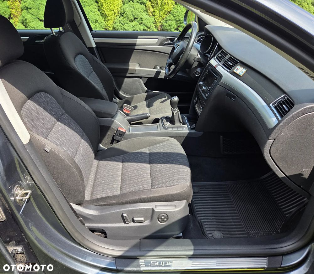 Skoda Superb 1.8 TSI Elegance - 9