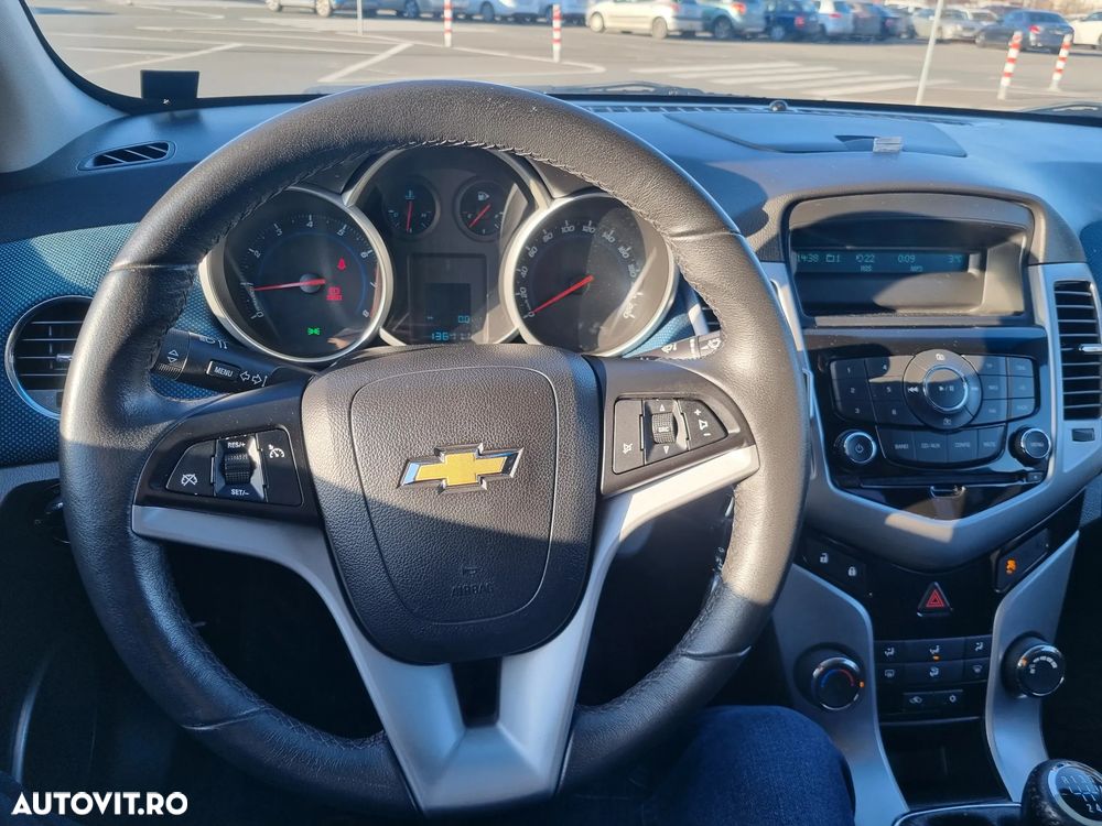 Chevrolet Cruze 1.6 Ecotec Body Kit LT+ - 1