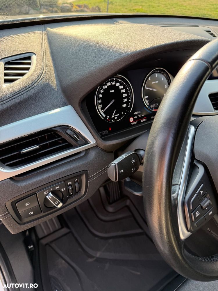 BMW X1 xDrive20d Aut. Sport Line - 38