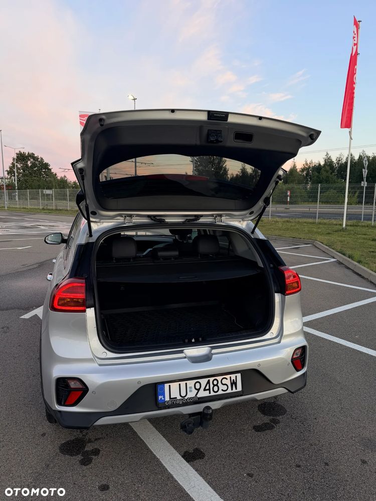 Kia Niro 1.6 GDI Plug-in Hybrid M - 11