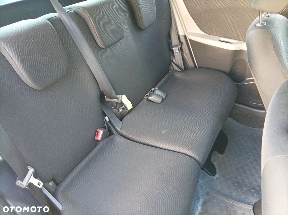 Toyota Yaris 1.33 VVT-i Executive - 20