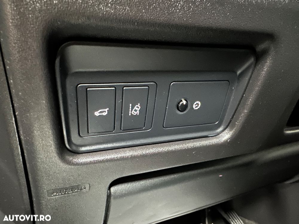 Land Rover Discovery Sport - 14