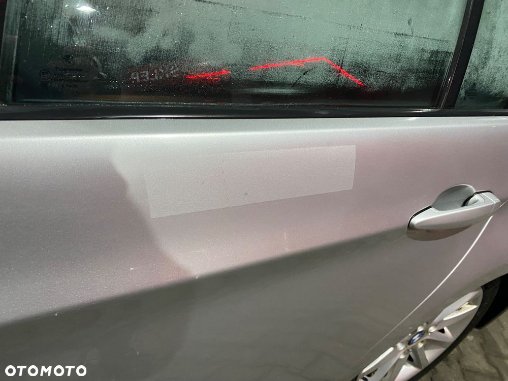 BMW Seria 3 318i - 9