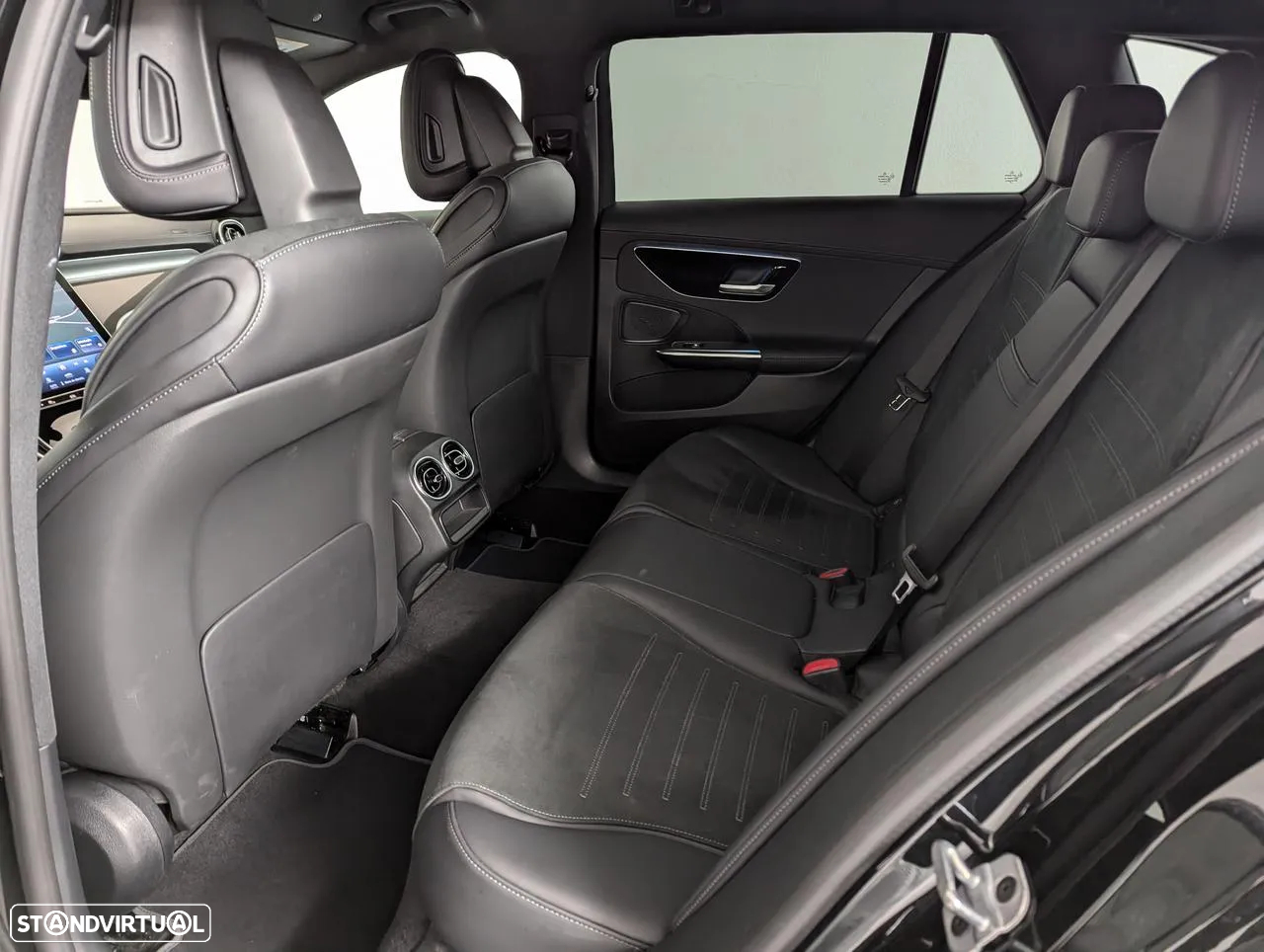 Mercedes-Benz C 300 d AMG Line - 19