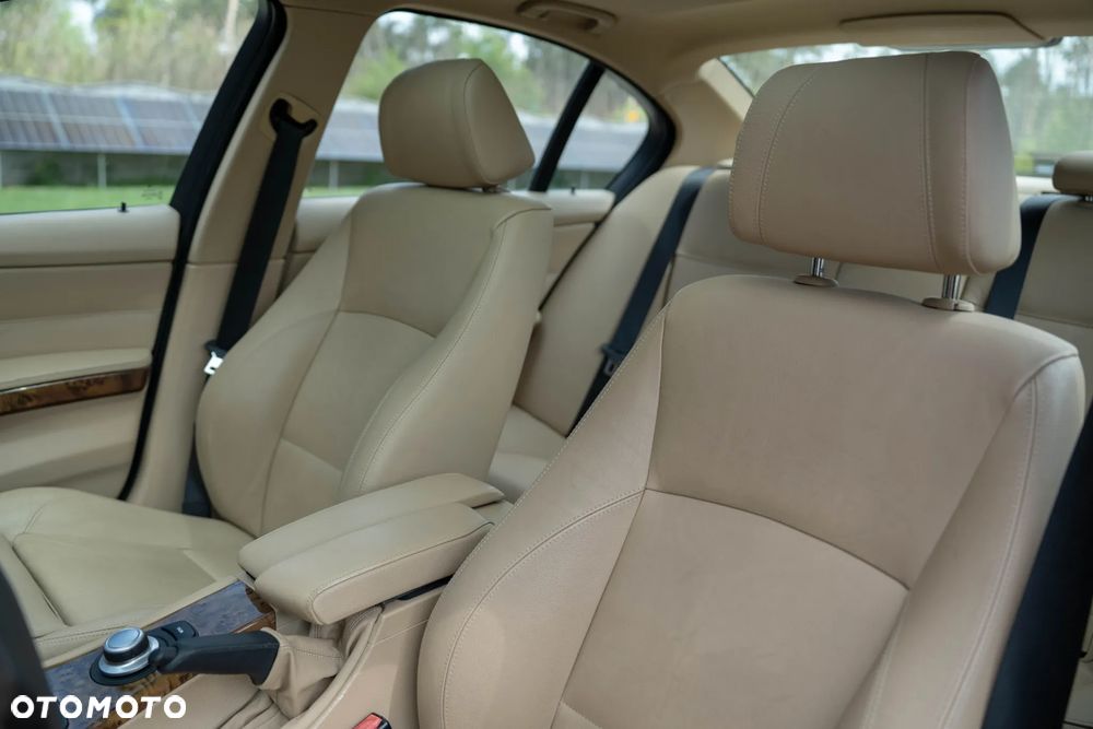 BMW Seria 3 - 23