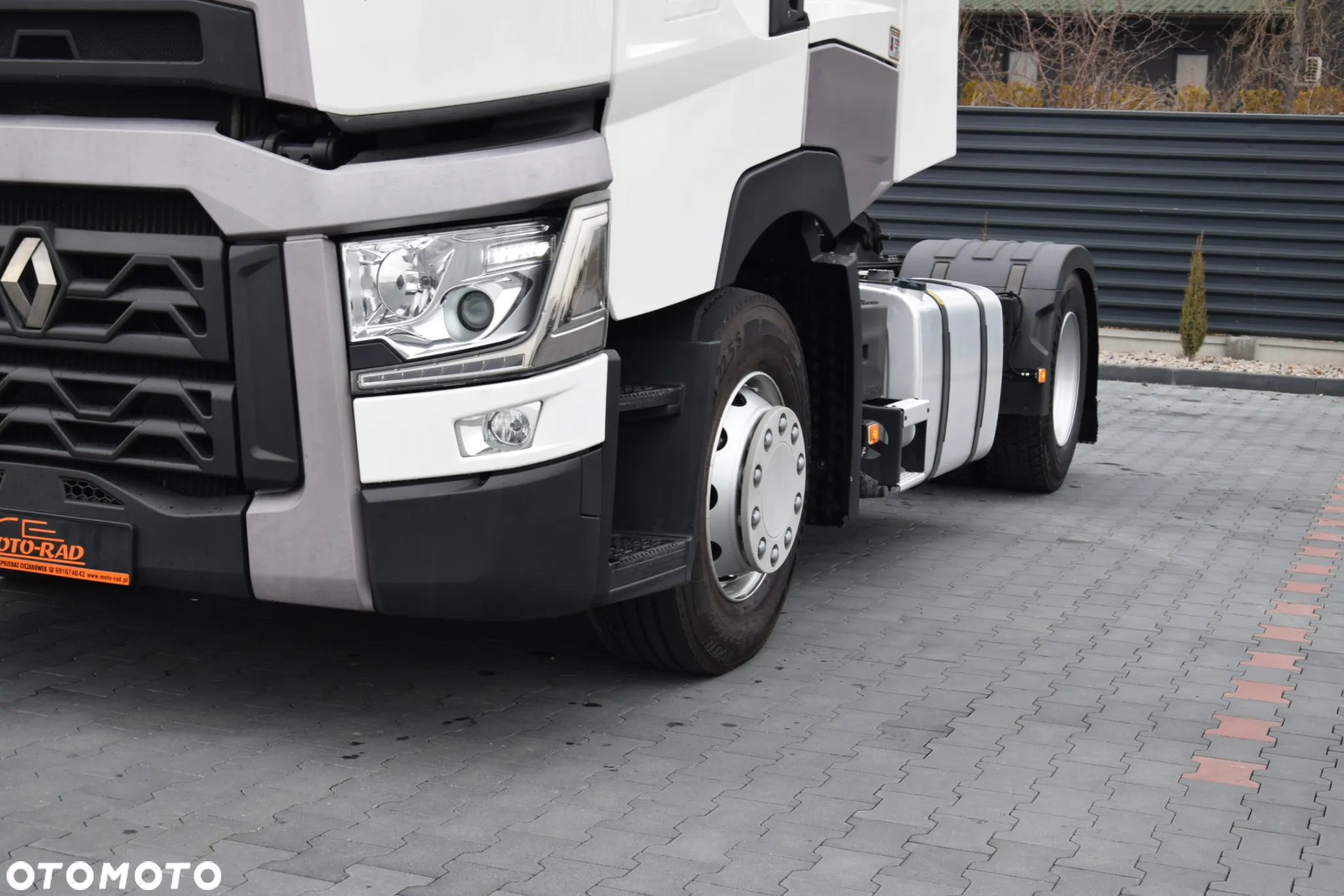 Renault T520 COMFORT / KLIMATYZACJA POSTOJOWA / ACC / LEDY / XENON / 2 ZBIORNIKI / NISKI PRZEBIEG / SERWISOWANY / SPROWADZONY - 12
