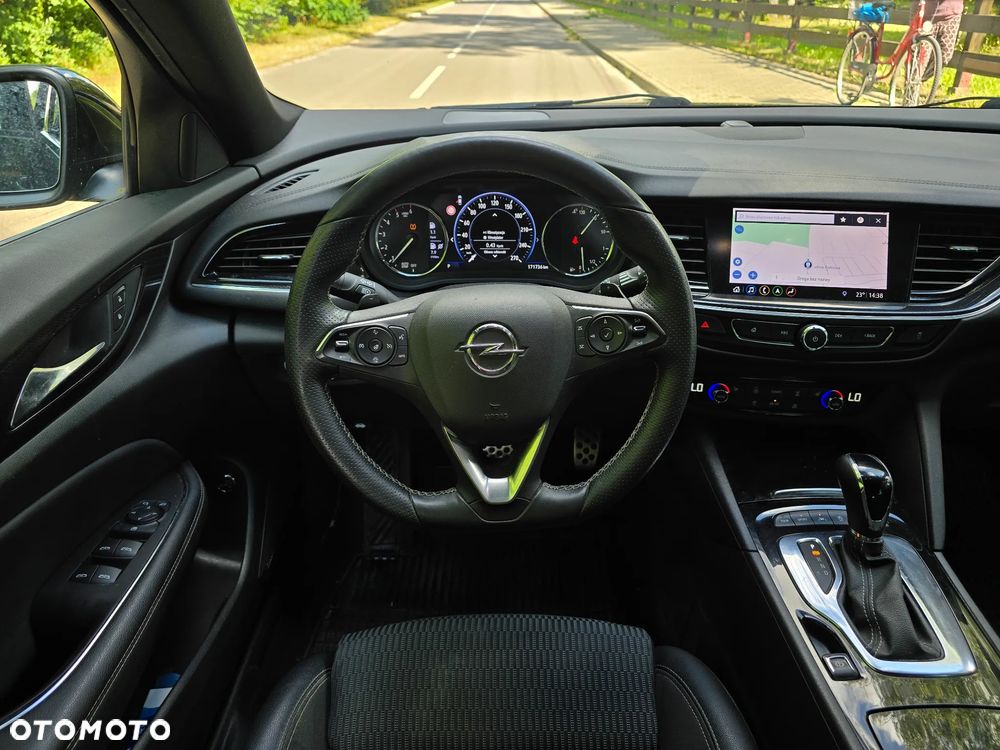 Opel Insignia 2.0 CDTI 4x4 GSi S&S - 6