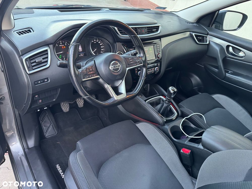 Nissan Qashqai 1.3 DIG-T N-Connecta - 19
