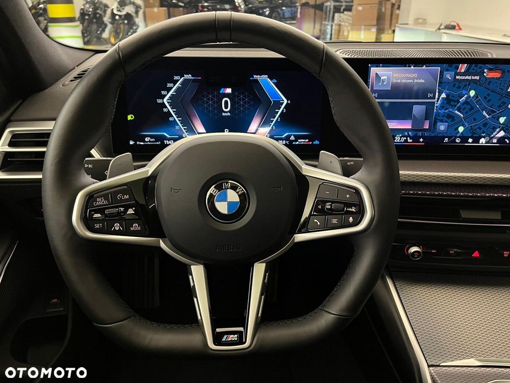 BMW Seria 3 330i xDrive M Sport - 22