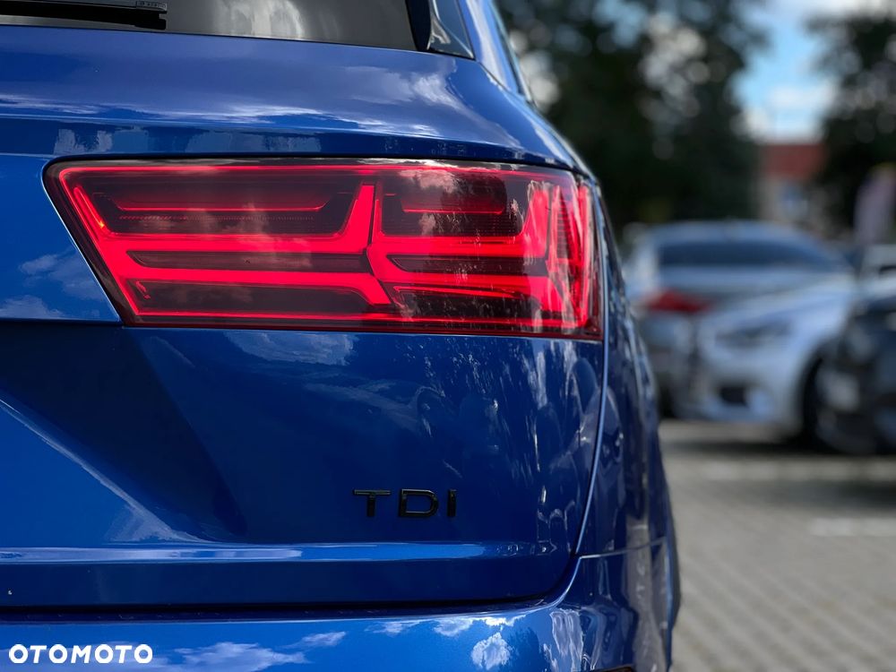 Audi SQ7 - 14