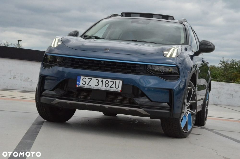 Lynk & Co 01 - 2