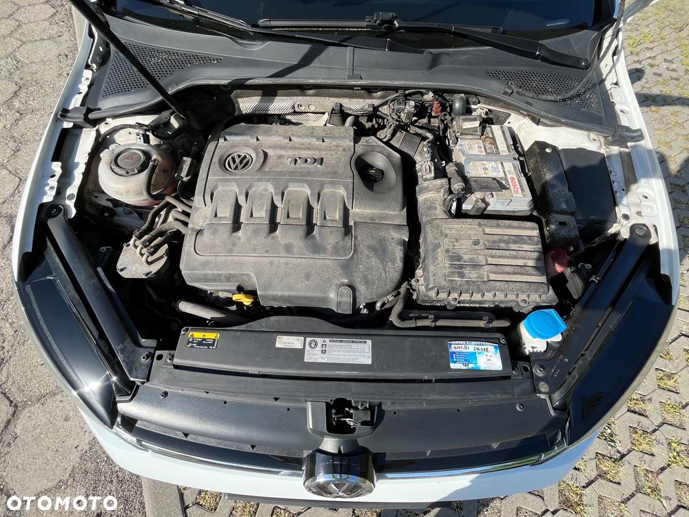 Volkswagen Golf 1.6 TDI BMT Comfortline - 27