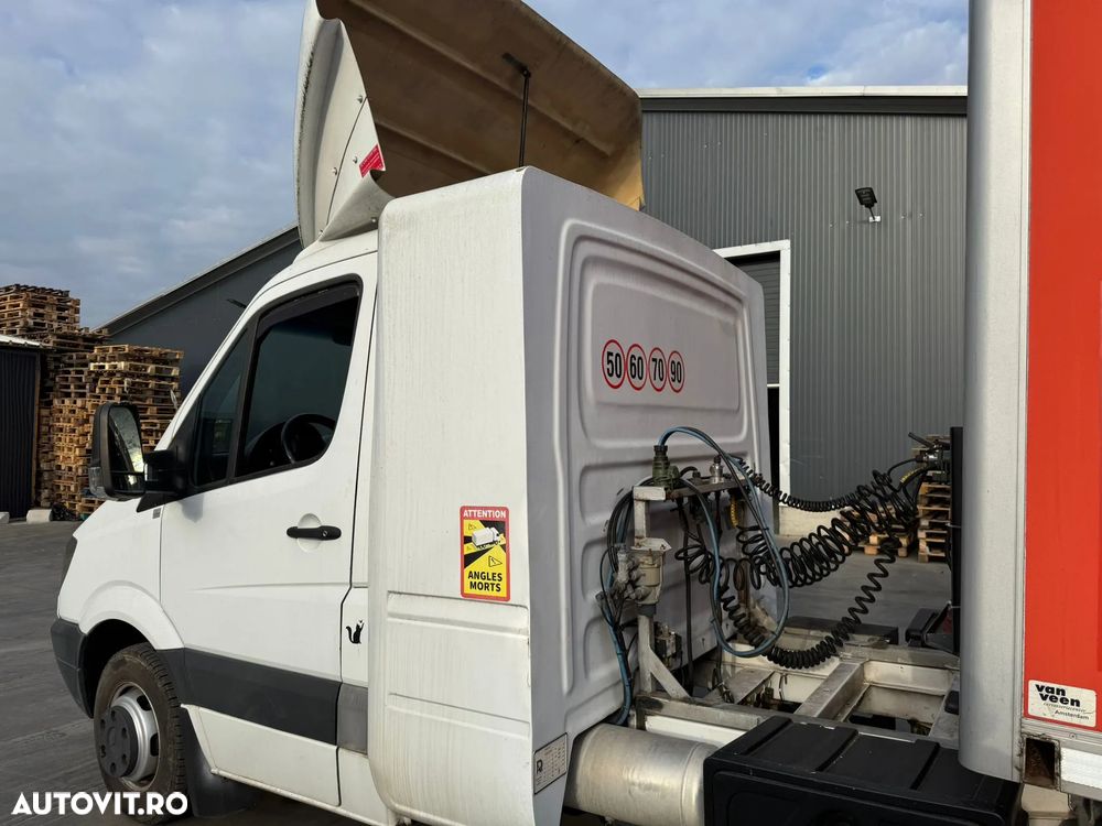 Mercedes-Benz Sprinter - 5