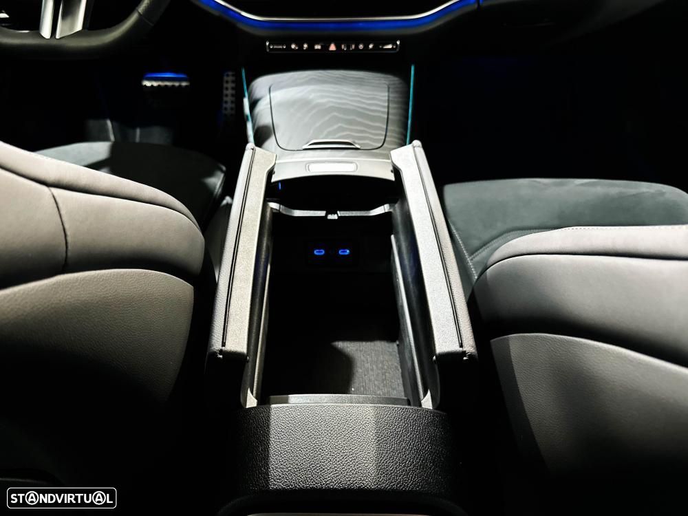Mercedes-Benz E 300 de AMG Line 4Matic - 28