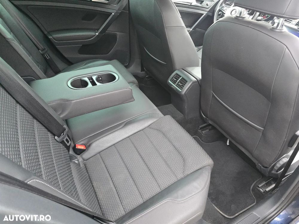 Volkswagen Golf 1.4 TSI ACT BlueMotion Technology DSG Highline - 9