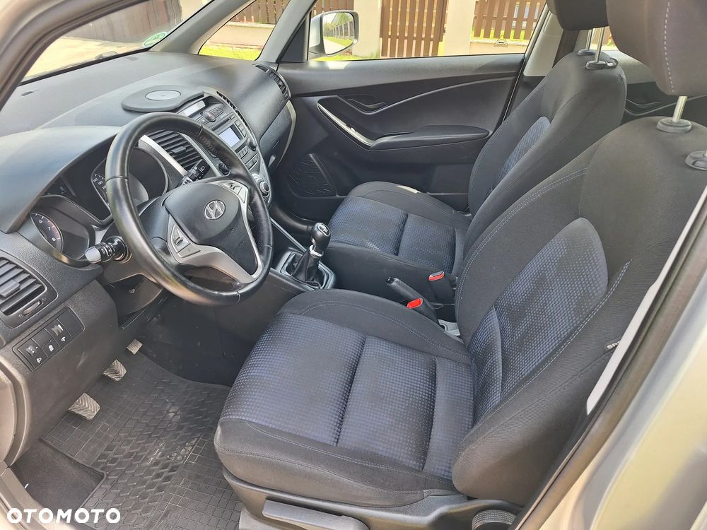 Hyundai ix20 - 18