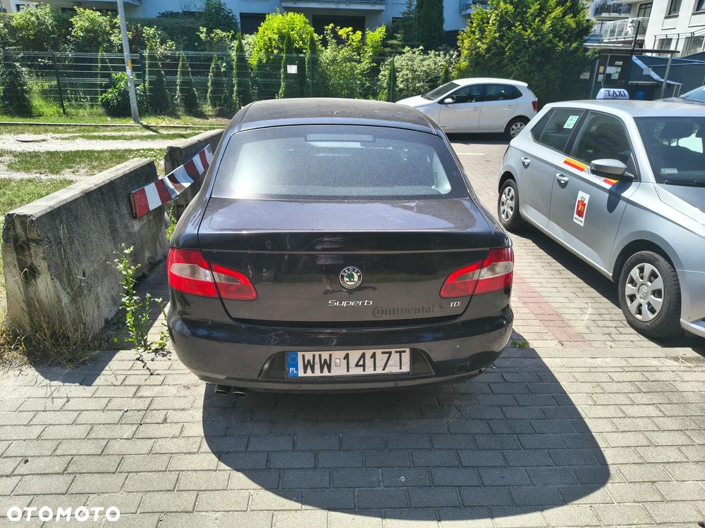 Skoda Superb 2.0 TDI Comfort - 4