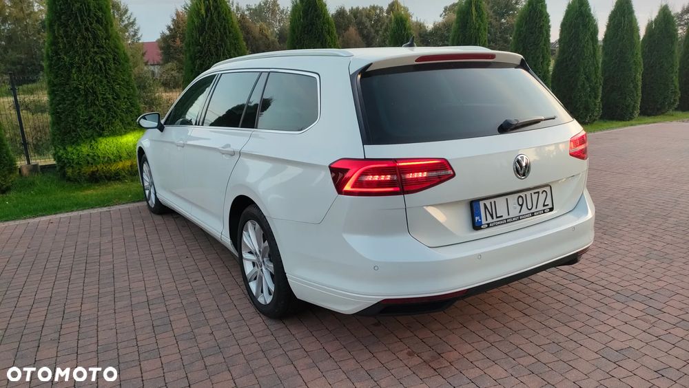 Volkswagen Passat 2.0 TDI SCR DSG Highline - 20