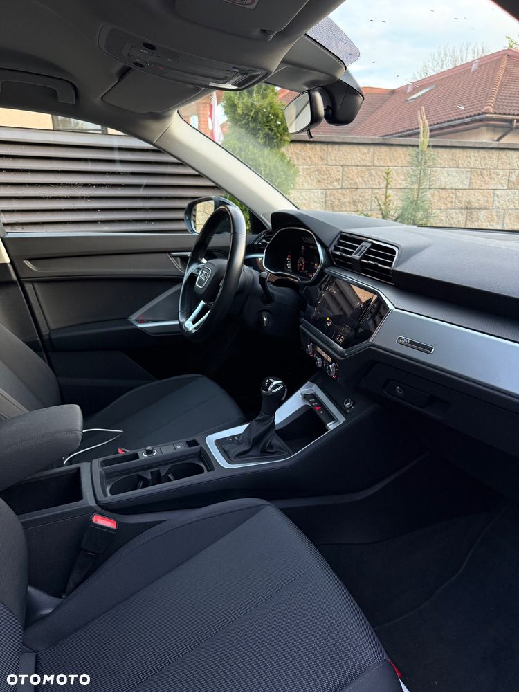 Audi Q3 35 TFSI S tronic - 9