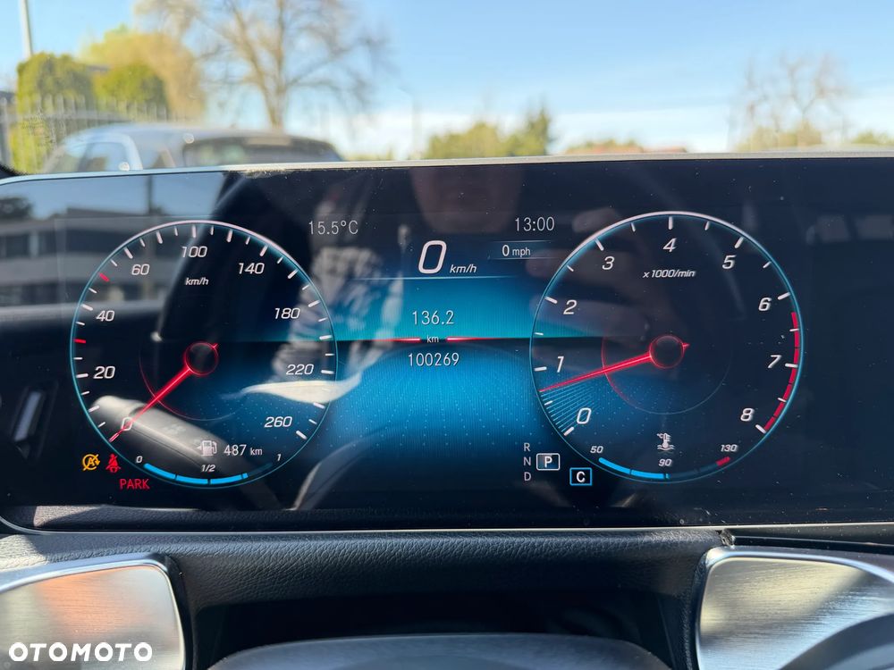Mercedes-Benz GLB 250 4-Matic 8G-DCT - 39