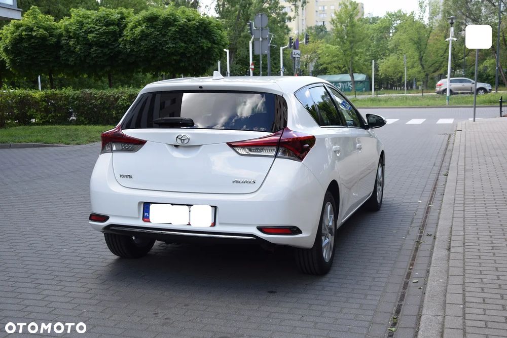 Toyota Auris 1.33 VVT-i Premium - 5