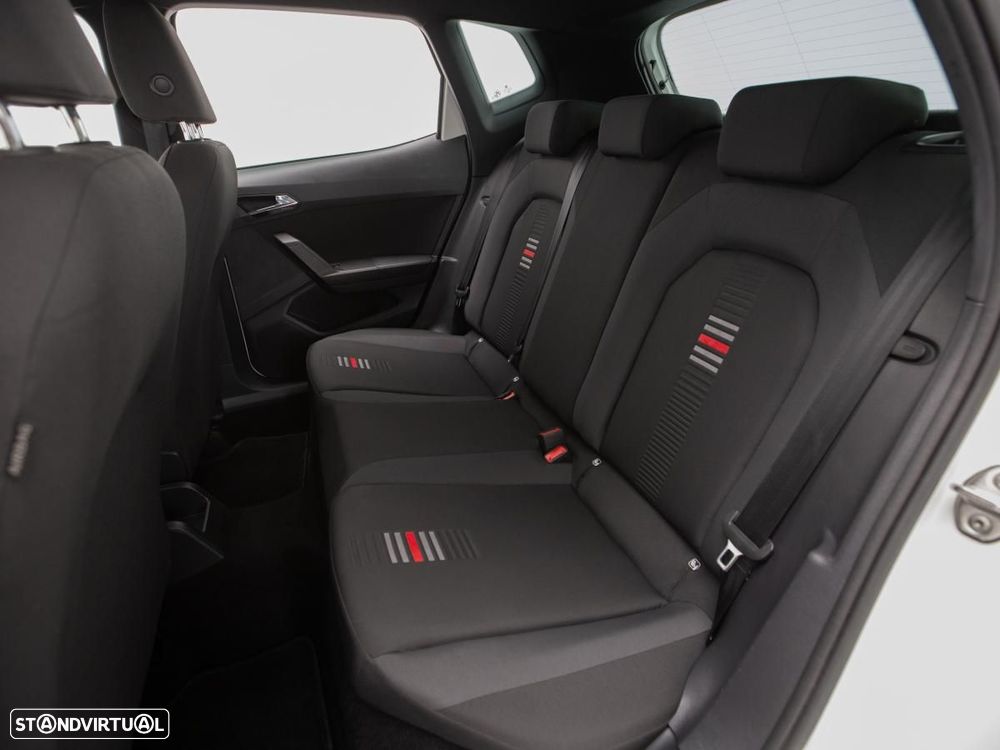 SEAT Arona 1.0 TSI FR - 10