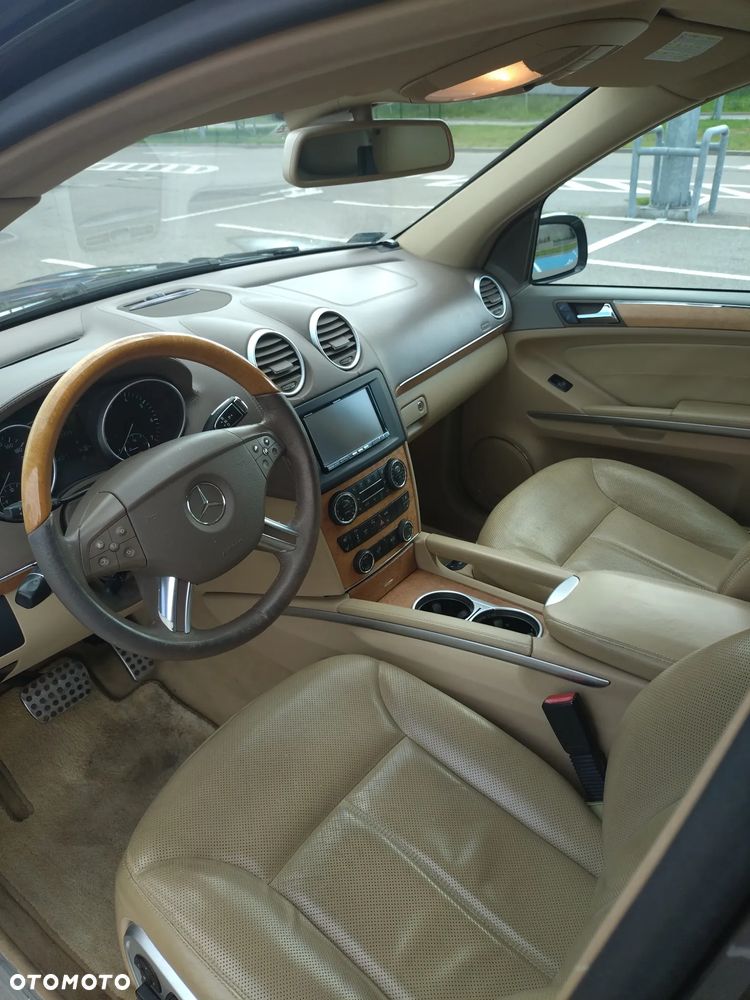 Mercedes-Benz GL 500 - 7