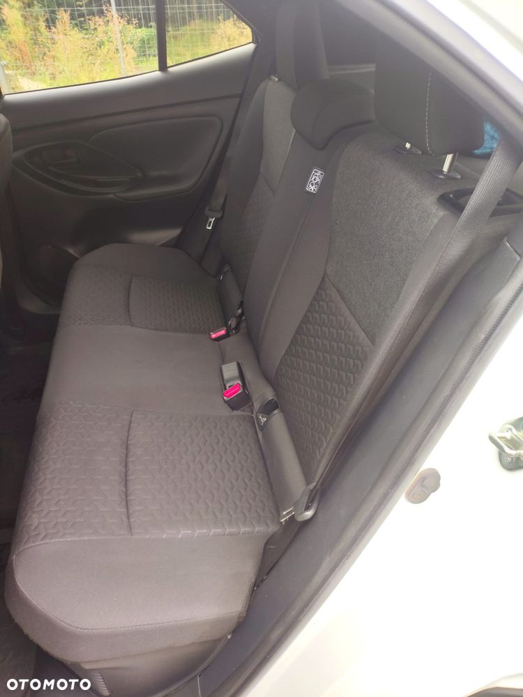 Toyota Yaris Cross Hybrid 1.5 Style AWD - 12