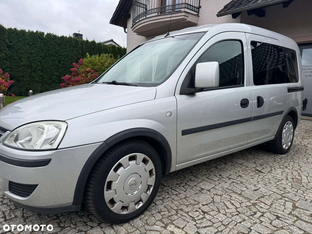 Opel Combo Tour 1.4 - 9