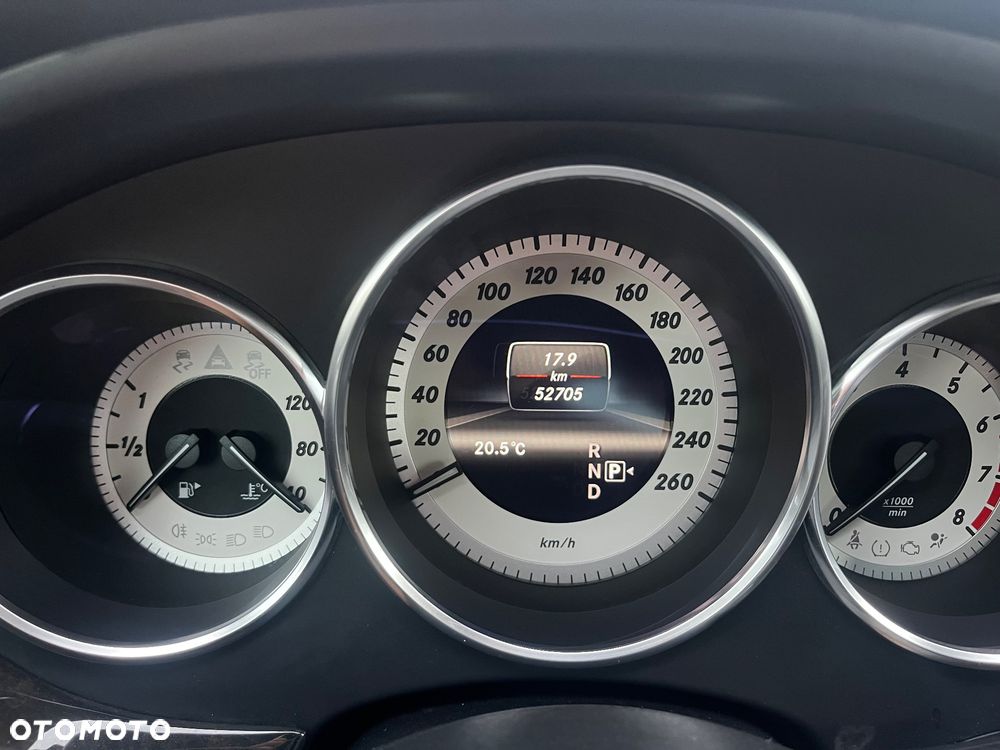 Mercedes-Benz CLS 500 4Matic 7G-TRONIC - 25