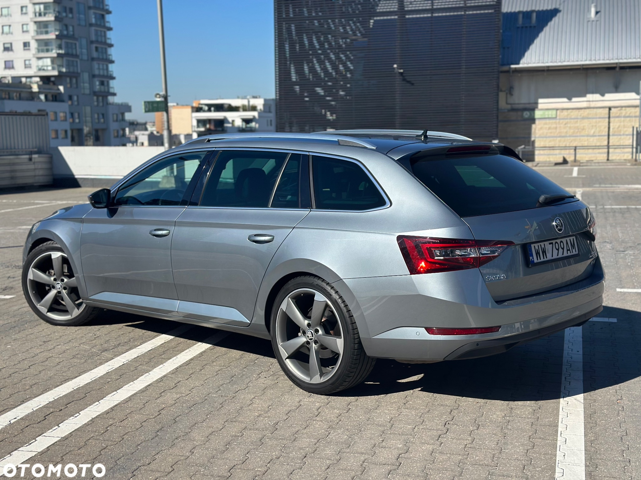 Skoda Superb 2.0 TDI 4x4 Ambition DSG - 6