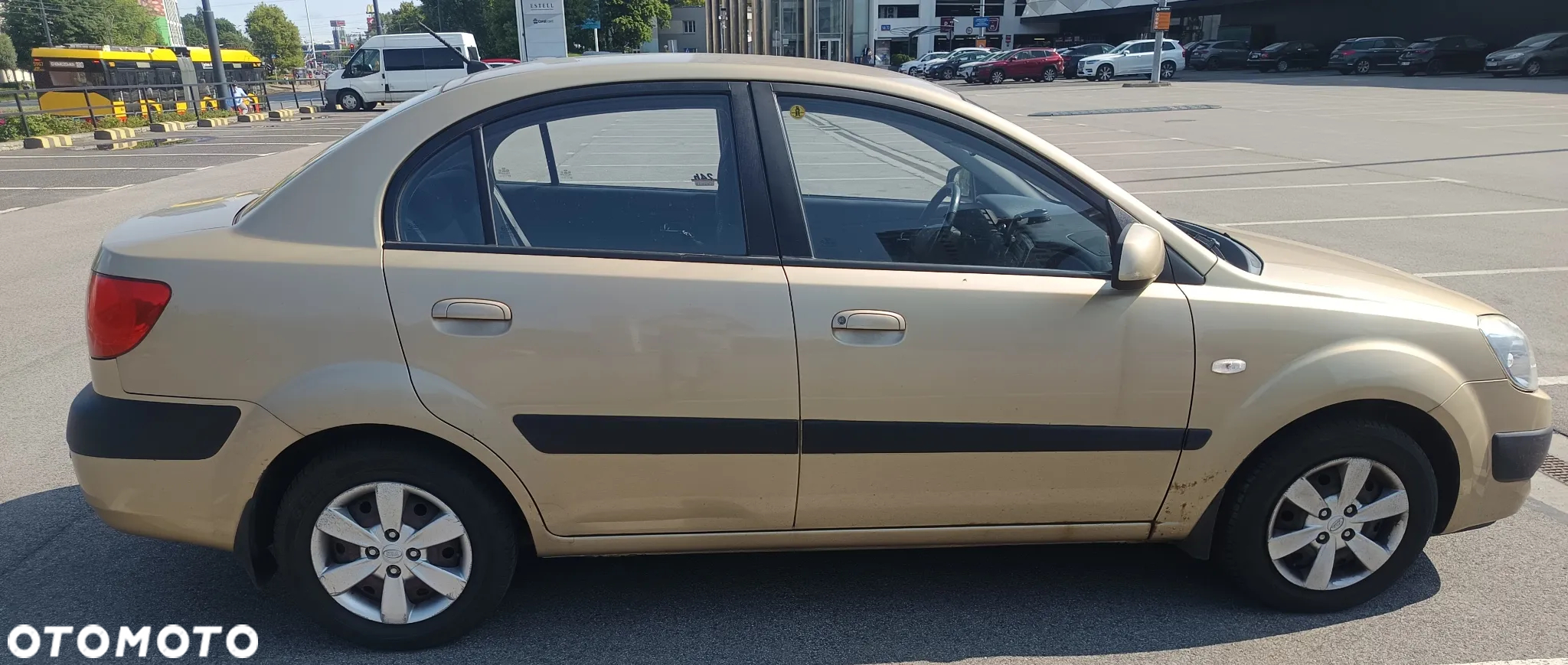 Kia Rio - 5