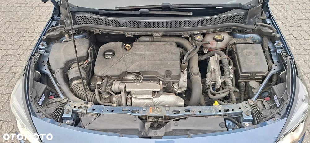 Opel Astra 1.4 Turbo Start/Stop Dynamic - 38
