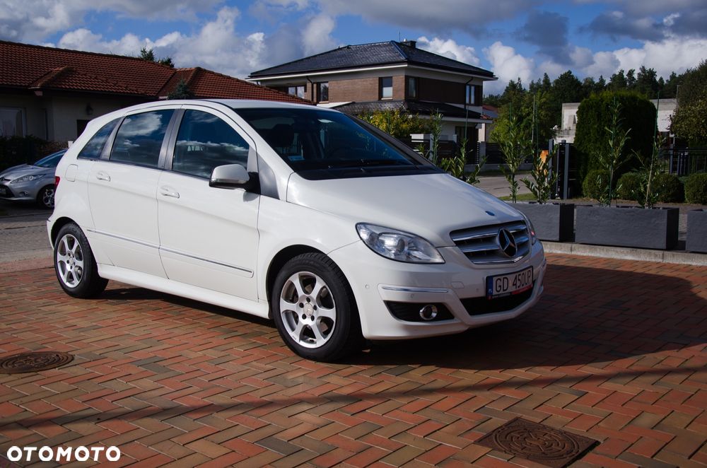 Mercedes-Benz Klasa B 200 CDI Autotronic - 2