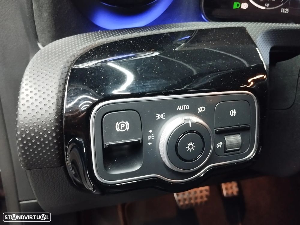 Mercedes-Benz A 200 AMG Line Aut. - 18