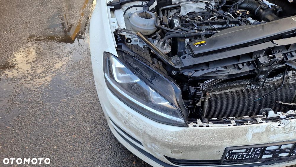 Volkswagen Golf 1.6 TDI BMT Comfortline - 3