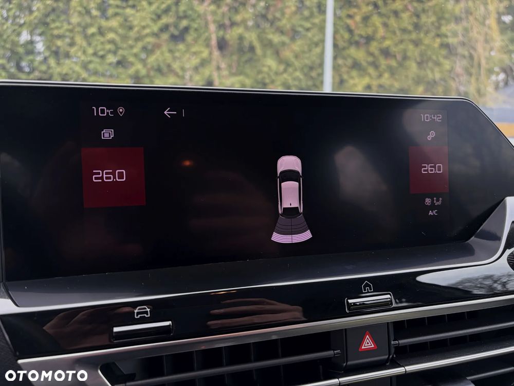 Citroën C4 PureTech 130 Stop&Start EAT8 PLUS - 27