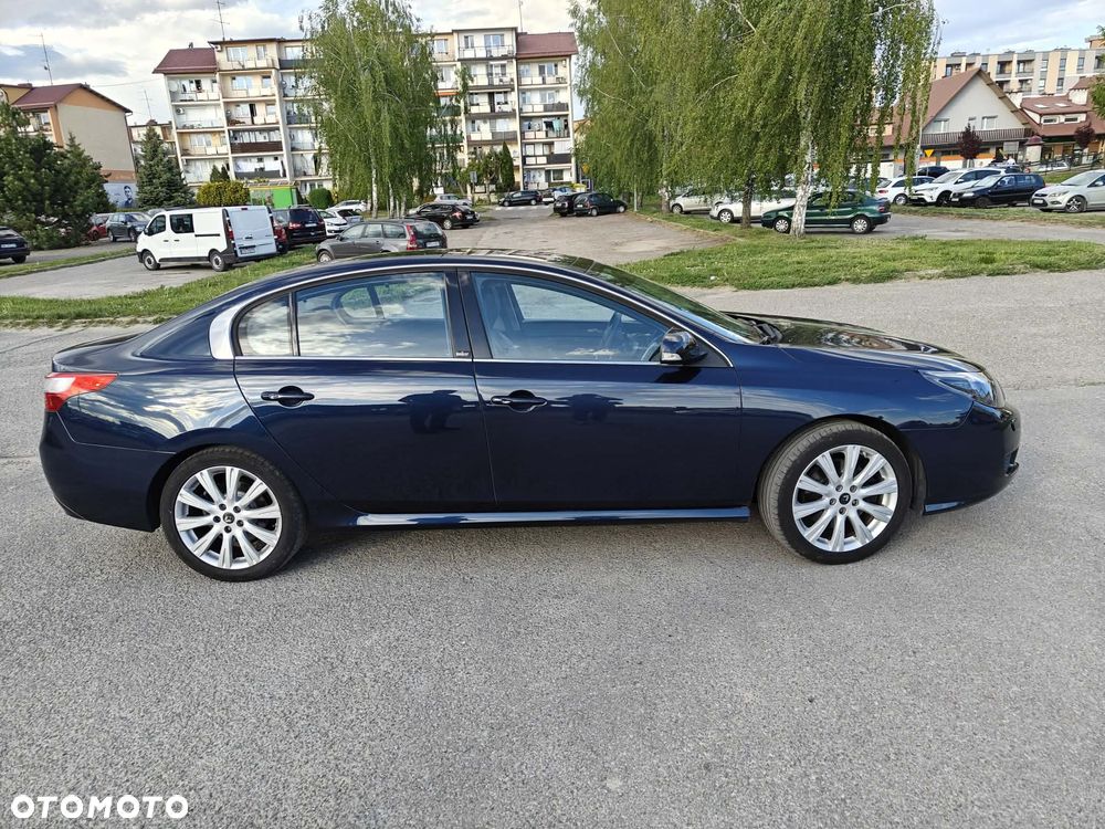 Renault Latitude - 10