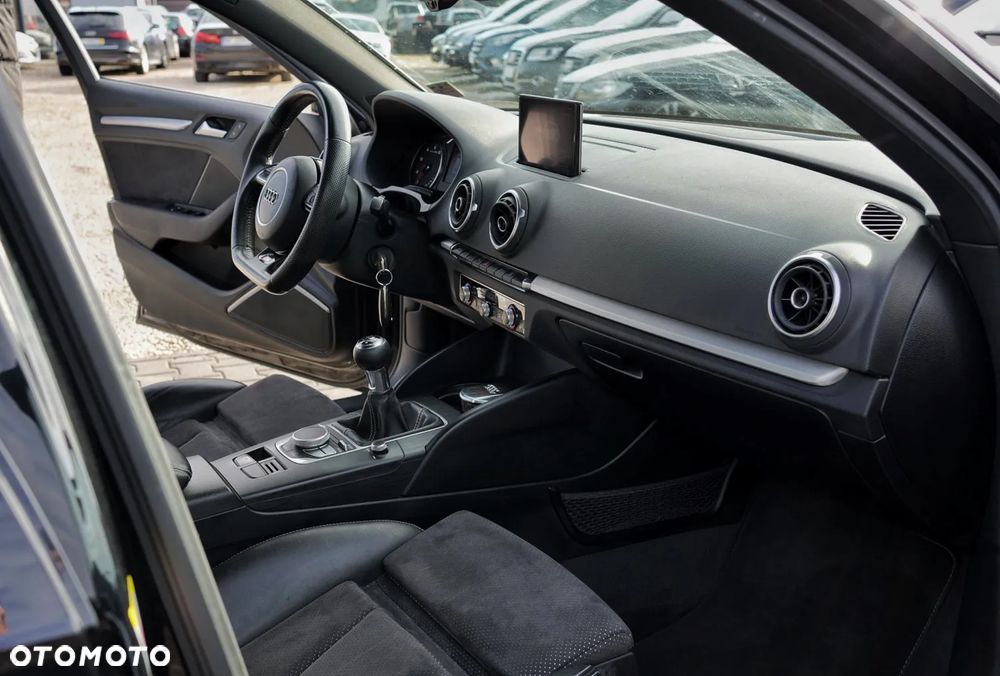 Audi A3 Sportback 1.8 TFSI Attraction - 24