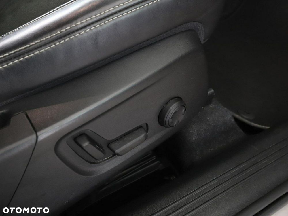 Volvo XC 40 T5 Recharge DKG RDesign - 41