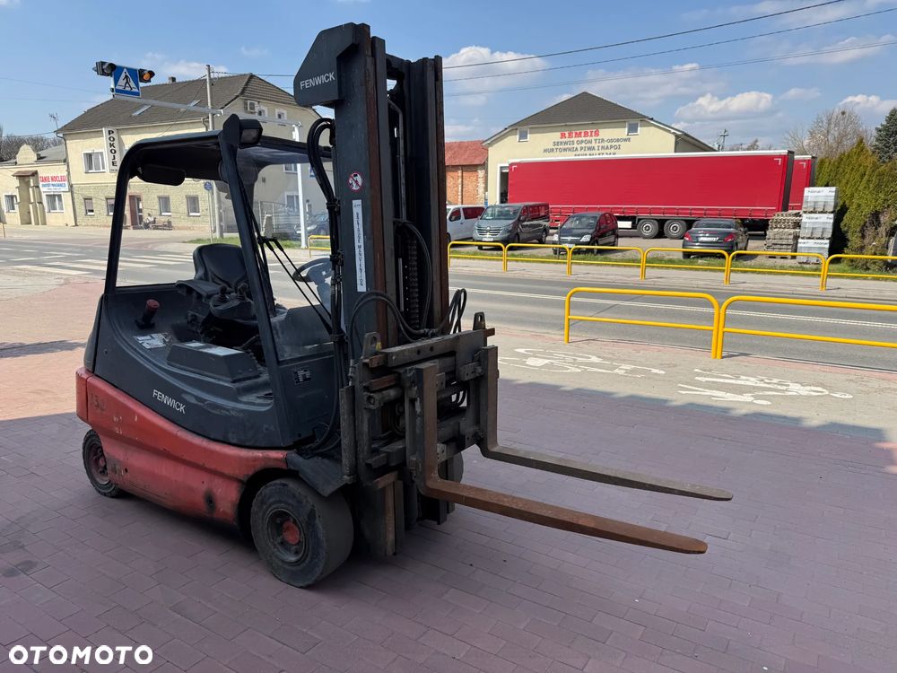 Linde E25 - 6