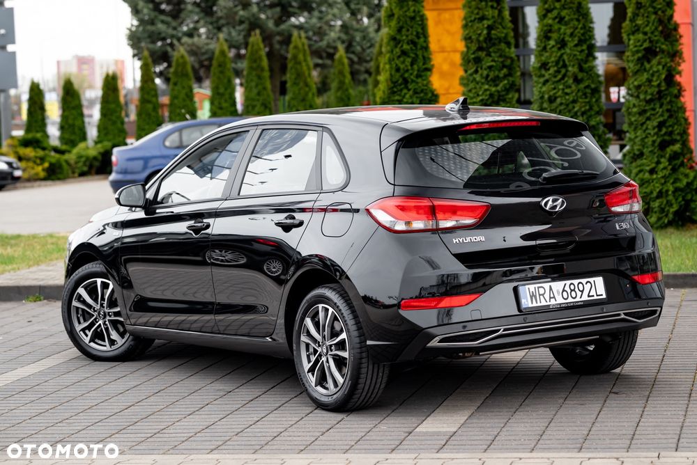 Hyundai i30 1.5 T-GDI 48V Premium DCT - 9